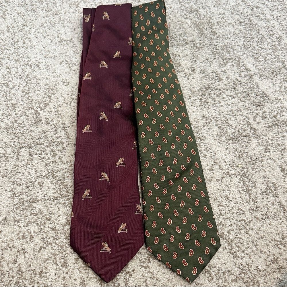 Brooks Brothers Silk Tie Bundle (2 included)